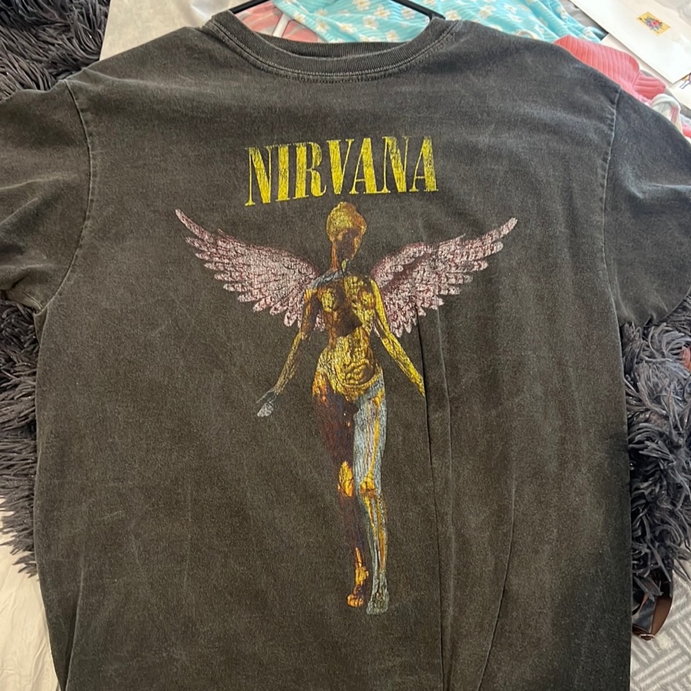 Nirvana shirt